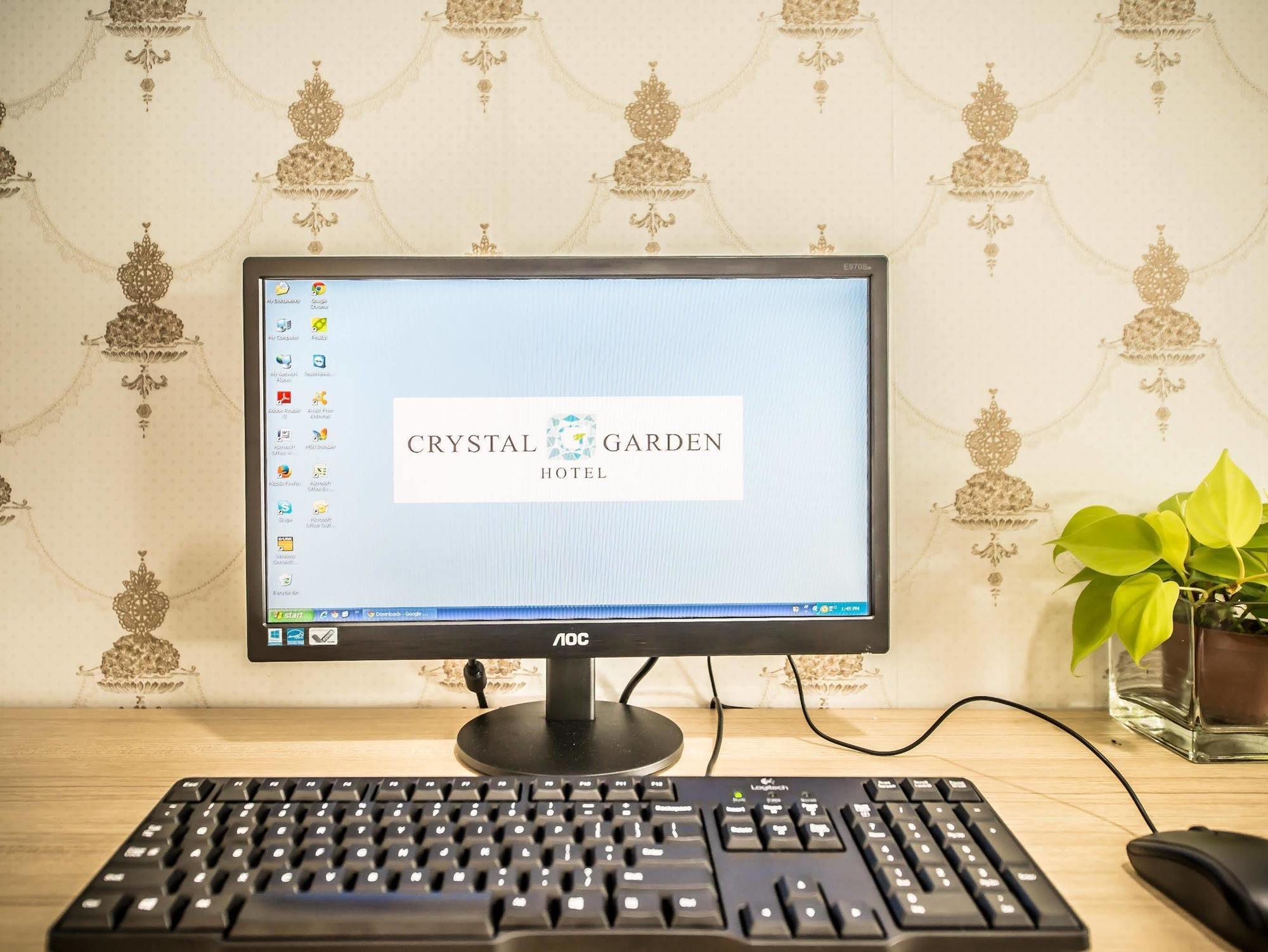 Crystal Garden Hotel - Сері-Кембанган Екстер'єр фото